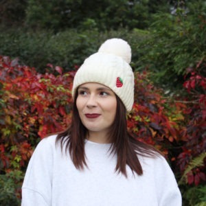 Women's Strawberry Embroidered Luxury Fleece Lined Bobble Hat (Cream)